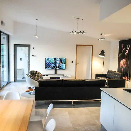 Ard'cube Villa